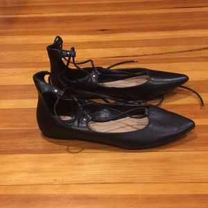 Lace up Sandals// Size: 8